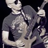 joe_satriani_p2010_28