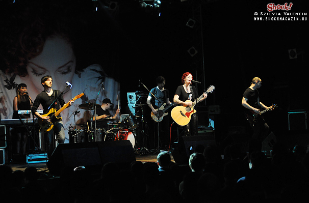 anneke_van_giersbergen_k2014_3