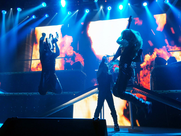 0124manowar4
