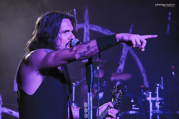 0404prong3