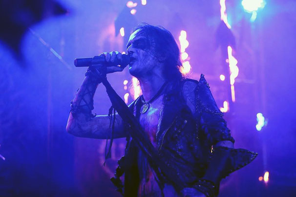 1111watain3