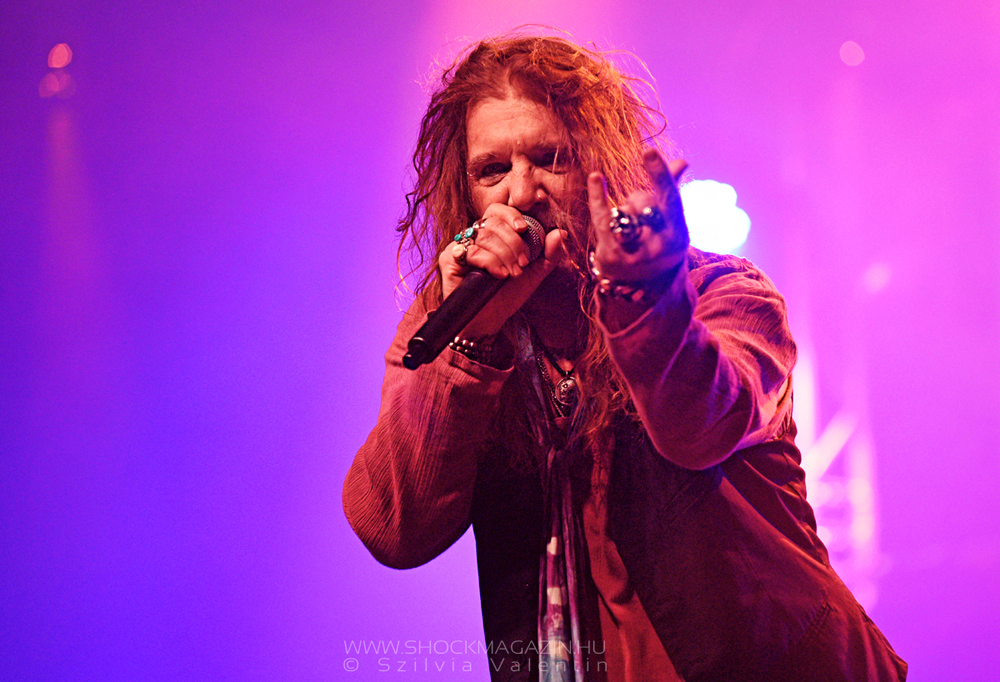 the_dead_daisies_2018_d05