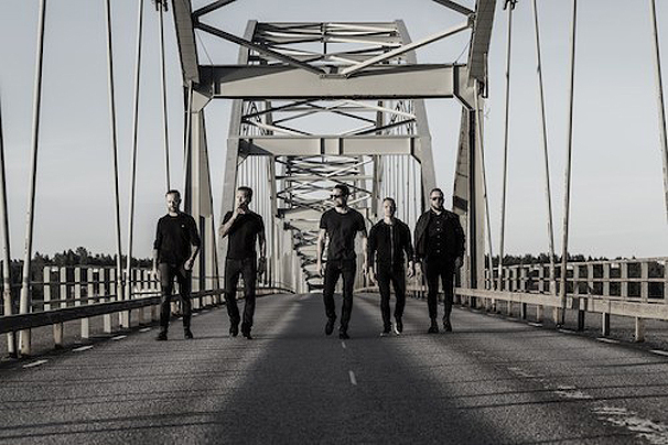 0912raisedfist