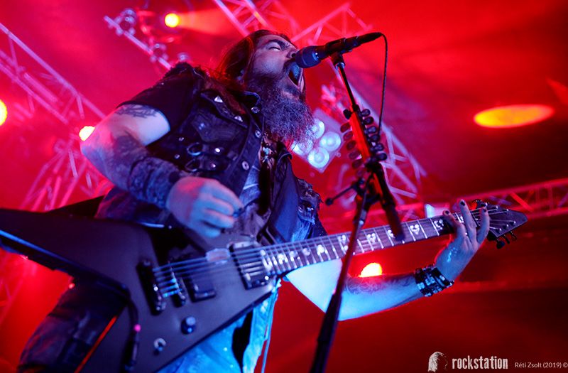 1022_machine_head1