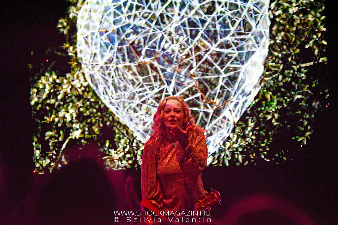 anneke_van_giersbergen_k2022_01