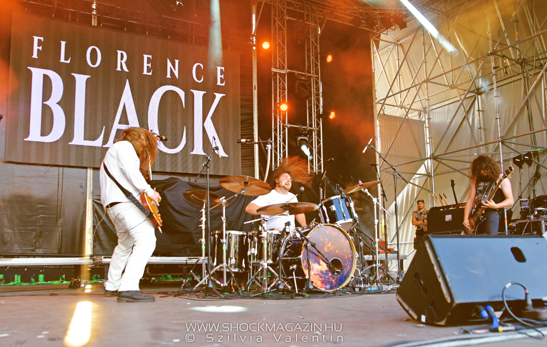 florence_black_k2022_01