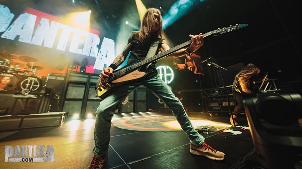 Pantera: elstartolt az Európa-turné, setlist és videók Szófiából