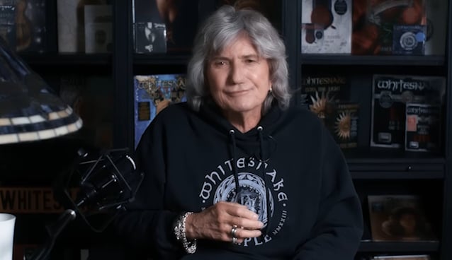Felhagy az aktív zenéléssel David Coverdale