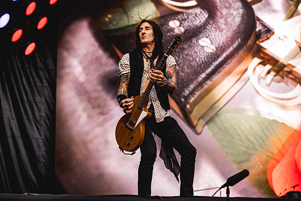 gunsnroses_2