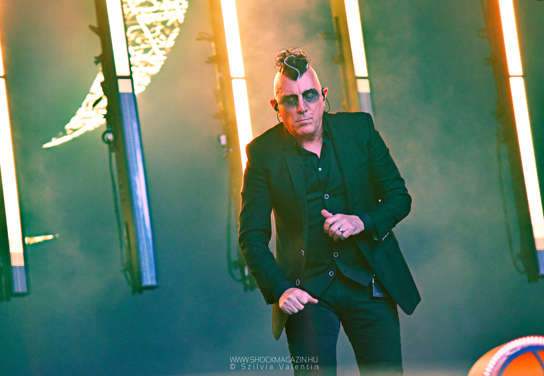 a_perfect_circle_k2026_08