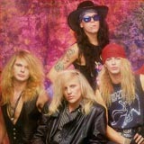 Közös turnéra indul a Mötley Crüe és a Poison?